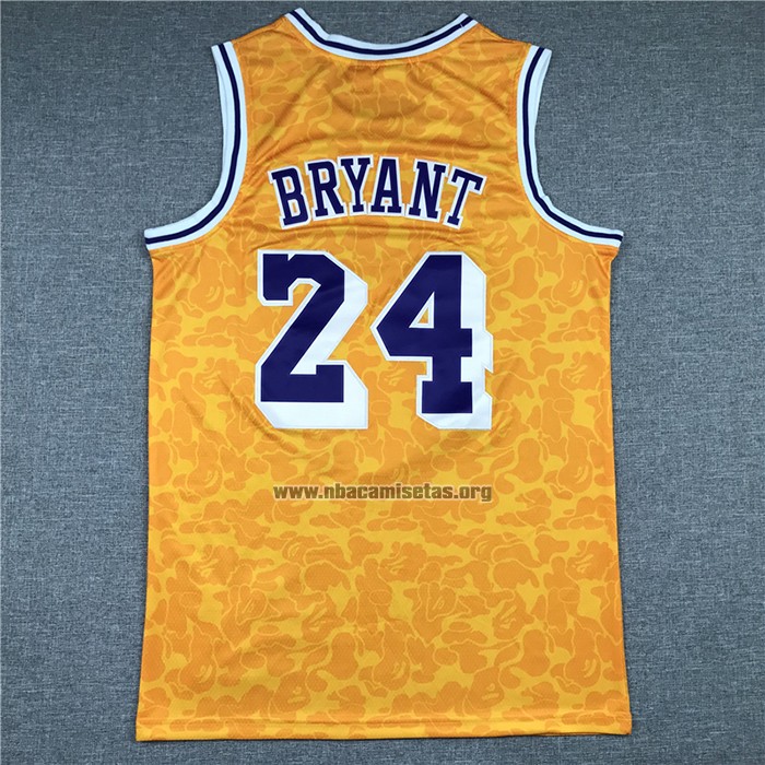 Camiseta Los Angeles Lakers Bape NO 24 Mitchell & Ness Amarillo